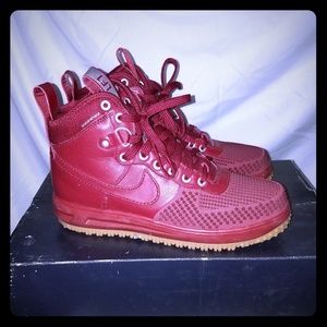 Nike duck boots